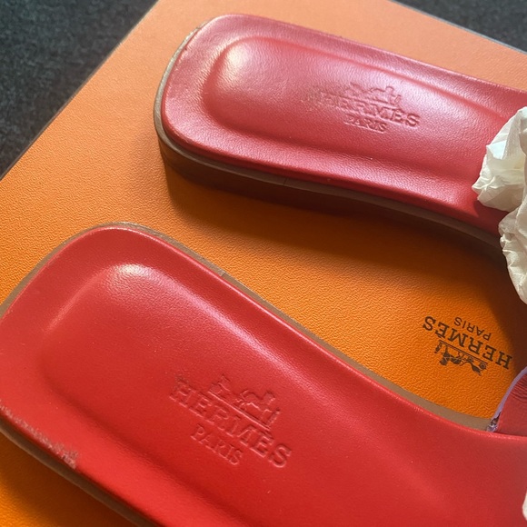 Hermes Oran Sandals - Picture 4 of 6